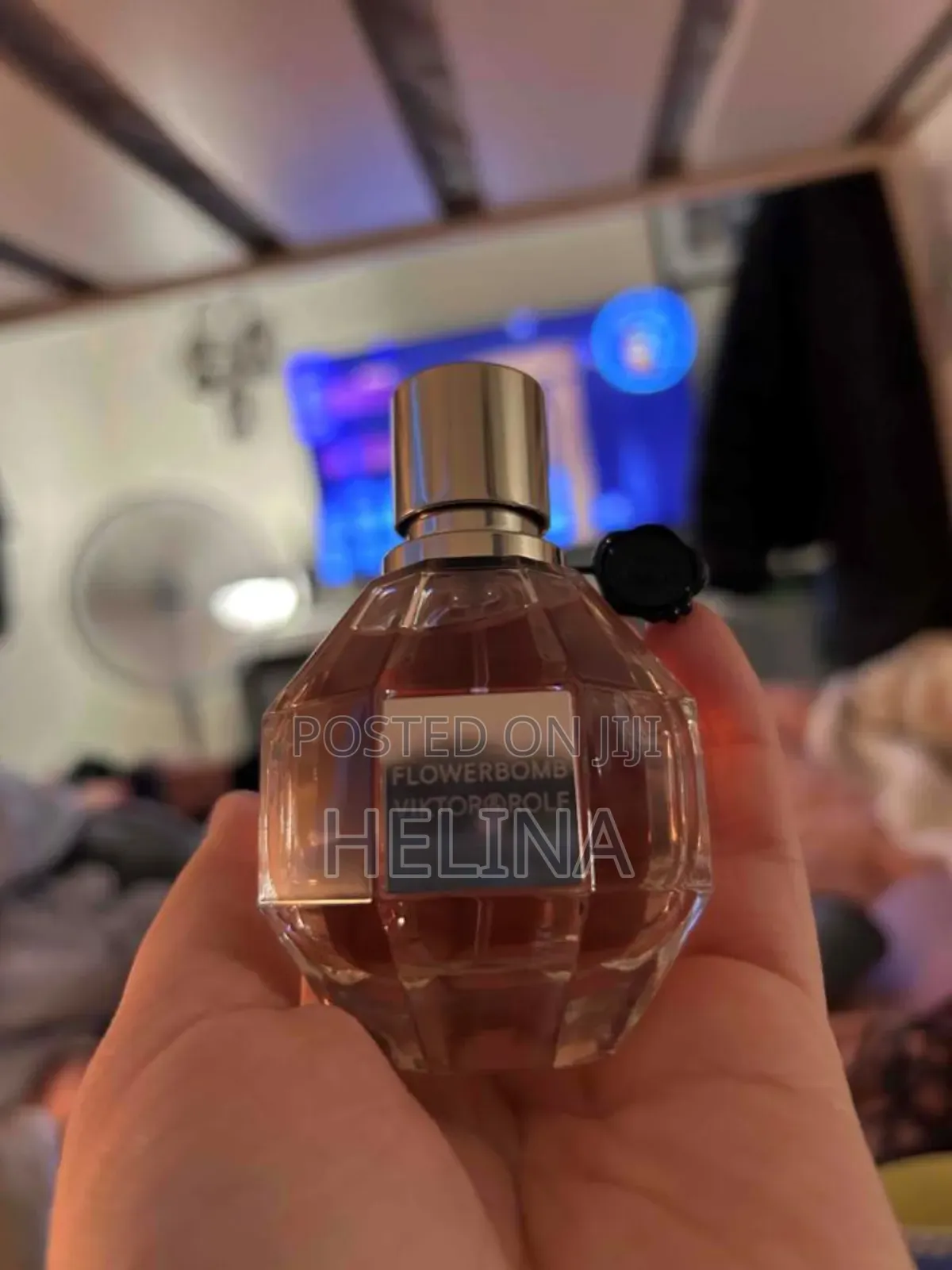 Luxurious Fragnance:Original Flowerbomb by Viktor Rolf