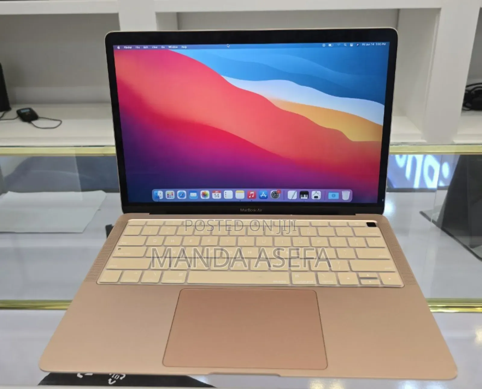 New Laptop Apple MacBook Air 8GB Apple M1 SSD 256GB