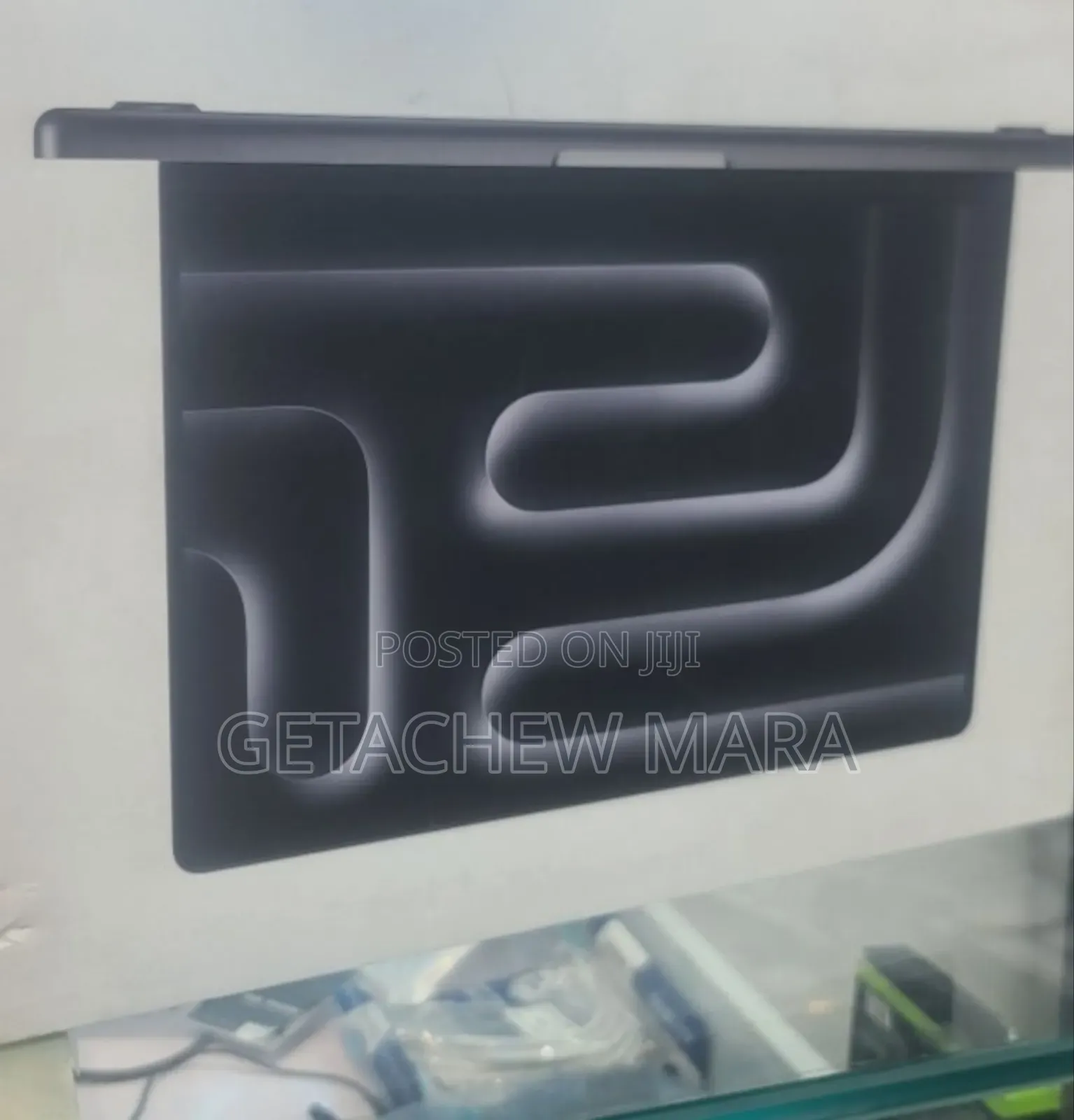 New Laptop Apple MacBook Pro M1 24GB Intel Core I5 SSD 512GB