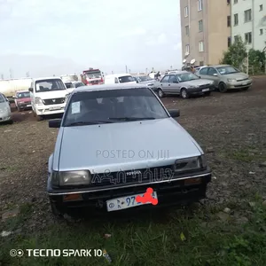 Photo - Toyota Corolla 1.3 1986