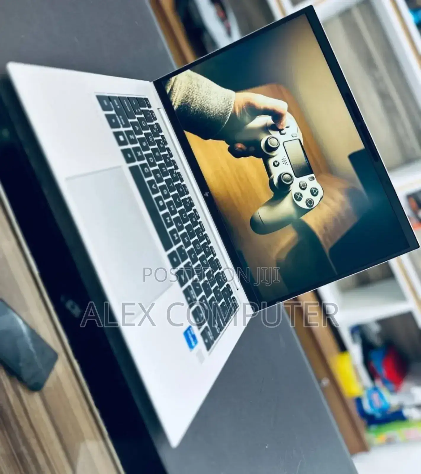 New Laptop HP EliteBook 840 G9 16GB Intel Core I7 SSD 512GB