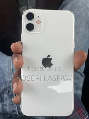 New Apple iPhone 11 128 GB White