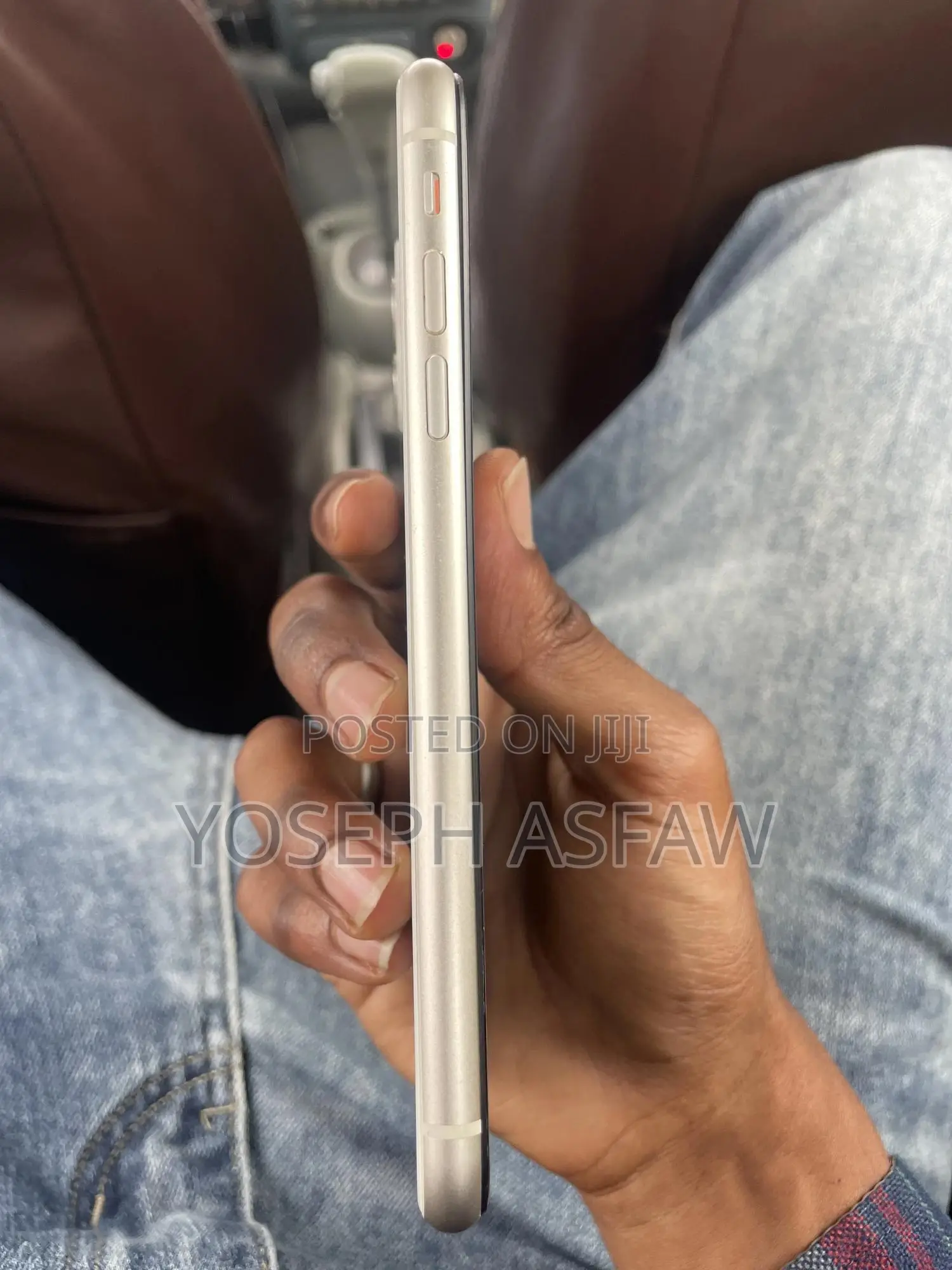 New Apple iPhone 11 128 GB White