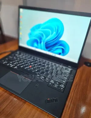 Photo - New Laptop Lenovo ThinkPad X1 Carbon 8GB Intel Core I5 SSD 512GB
