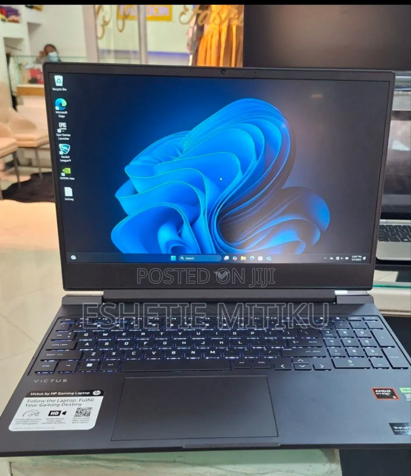 New Laptop HP Victus 15 16GB AMD Ryzen 7 SSD 512GB