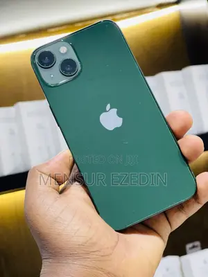 Apple iPhone 13 128 GB Green