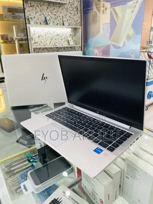 Photo - New Laptop HP EliteBook 840 G8 16GB Intel Core I5 SSD 512GB