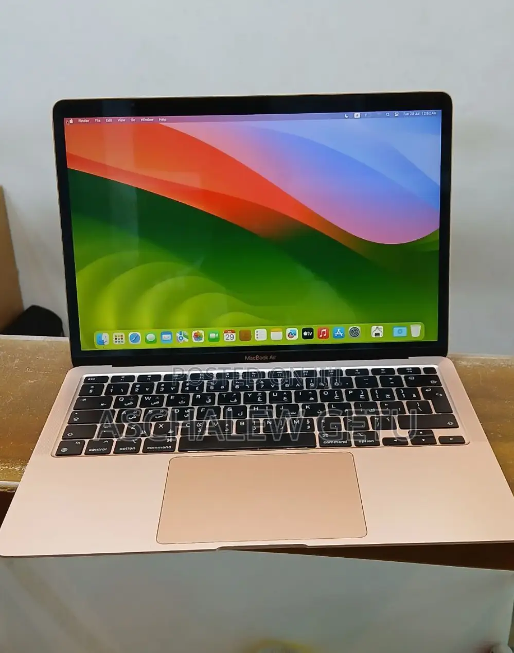 New Laptop Apple MacBook 8GB Apple M1 SSD 256GB