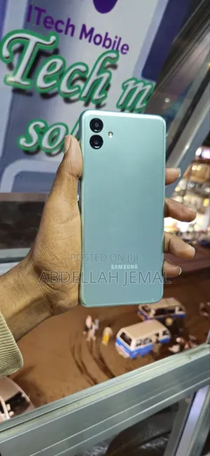 New Samsung Galaxy M13 5G 128 GB Blue