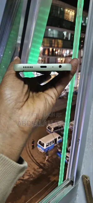 New Samsung Galaxy M14 128 GB Gold