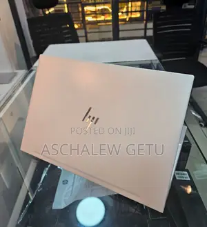 New Laptop HP Envy X360 8GB Intel Core I5 SSD 1T