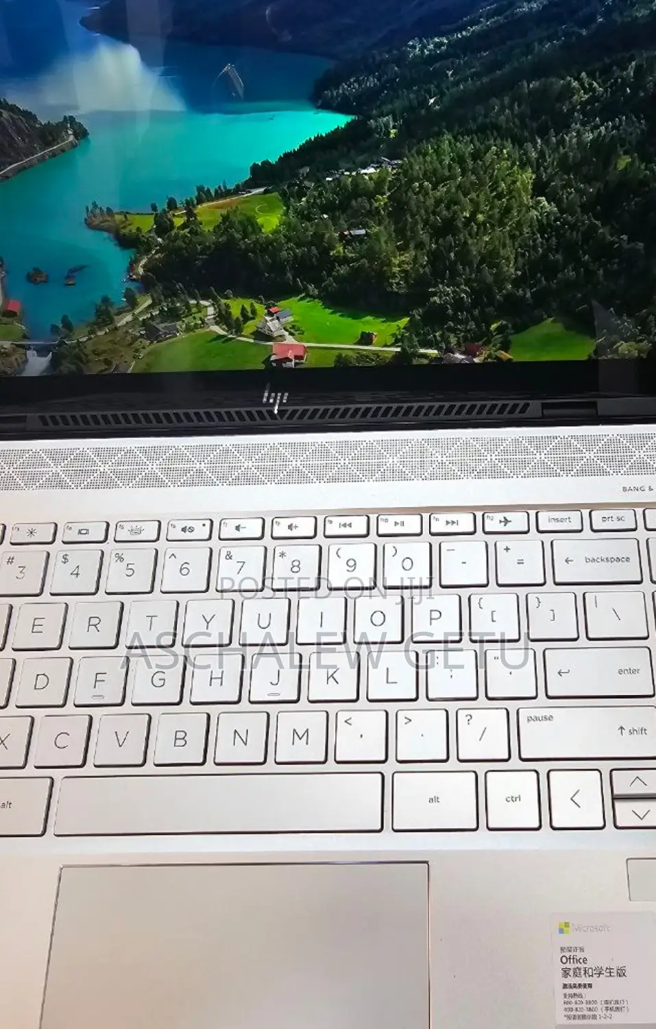 New Laptop HP Envy X360 8GB Intel Core I5 SSD 1T