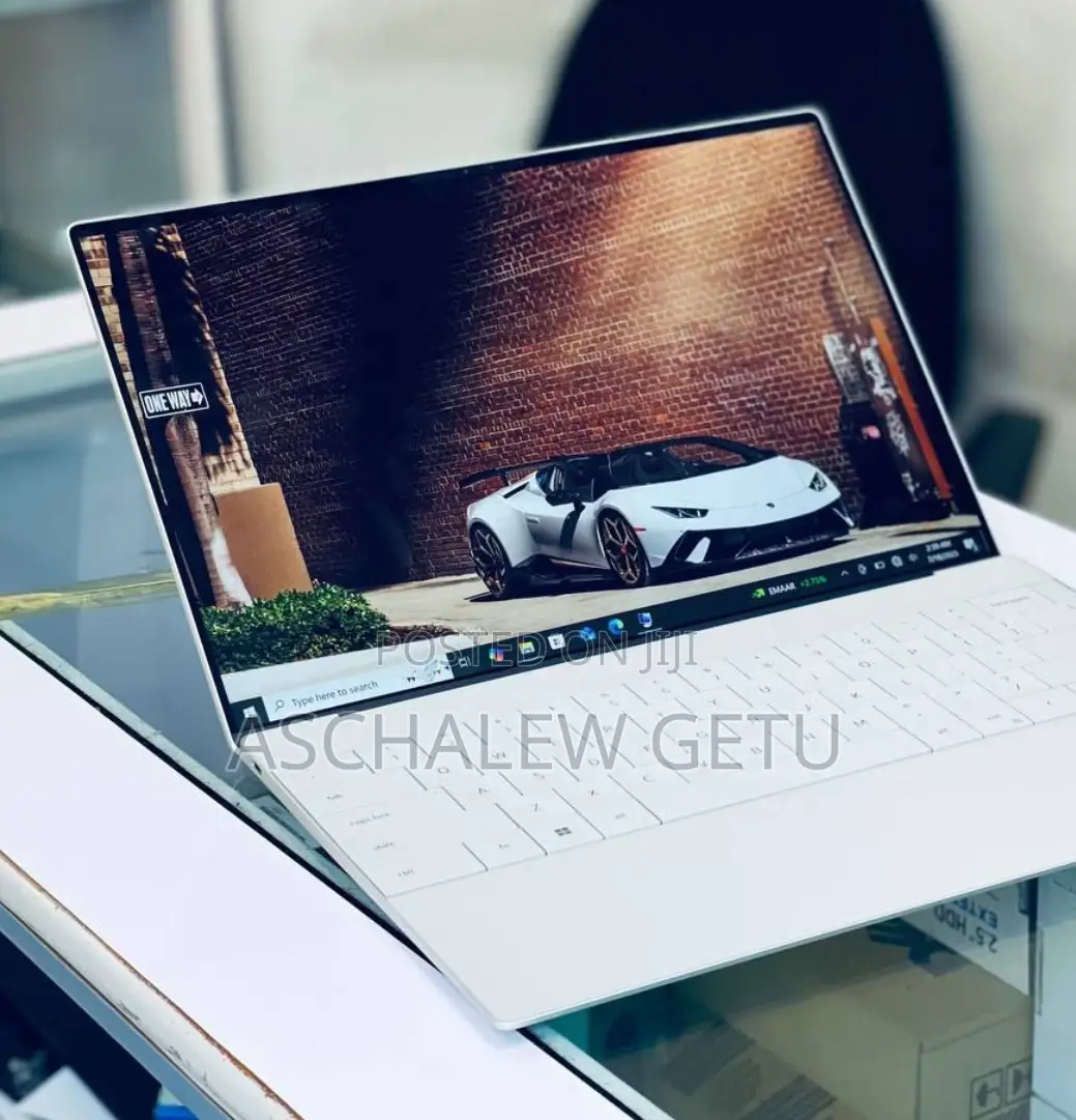 New Laptop Dell XPS 15 16GB Intel Core I7 SSD 512GB