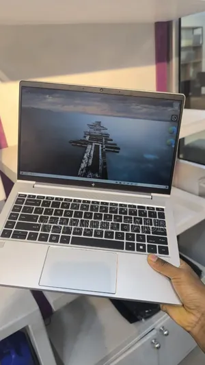 New Laptop HP EliteBook 840 16GB AMD Ryzen 5 SSD 512GB
