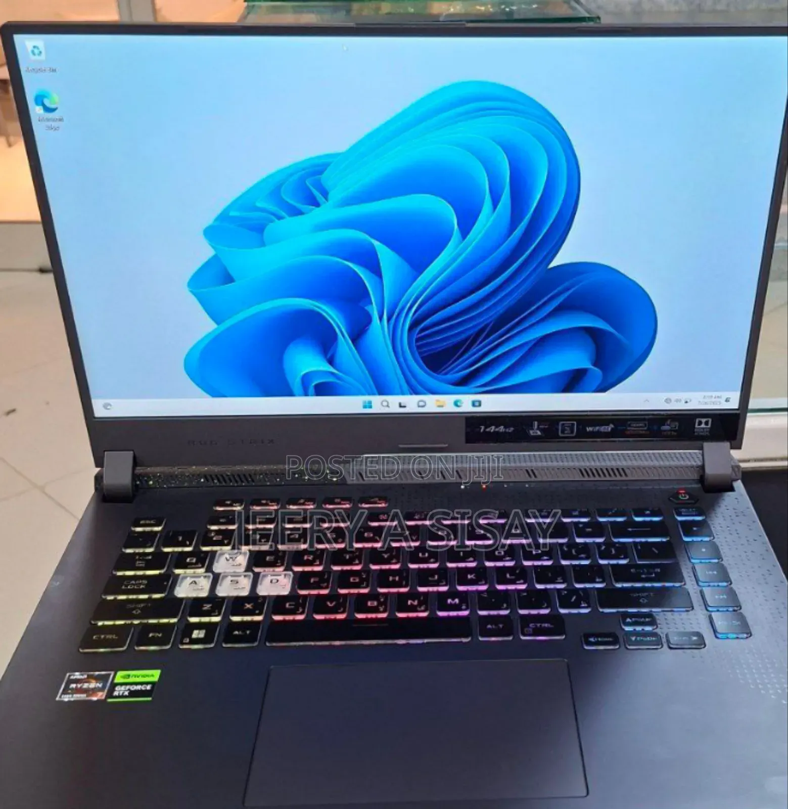 New Laptop Asus ROG Strix G15 16GB AMD Ryzen 7 SSD 1T