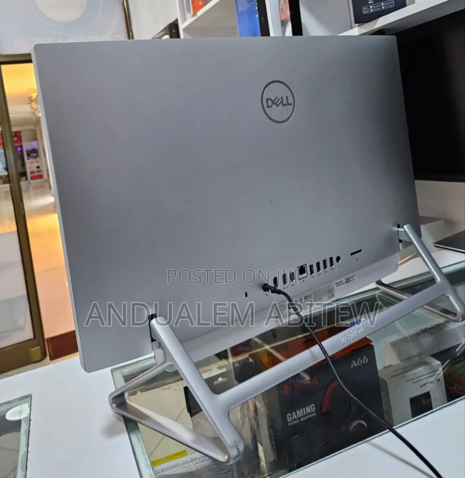 New Dell Inspiron 27 All-in-One 12GB Intel Core I7 SSD 512GB