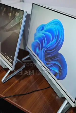 Photo - New Dell Inspiron 27 All-in-One 12GB Intel Core I7 SSD 512GB