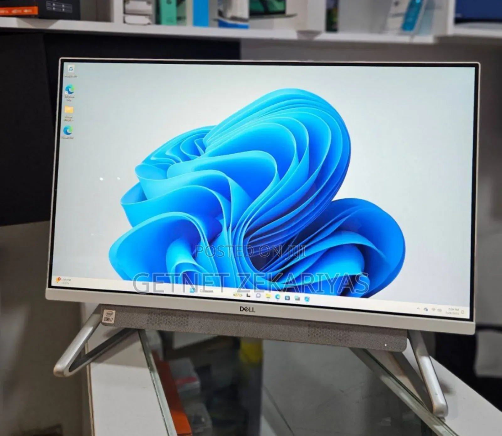 New Dell Inspiron 27 All-in-One 12GB Intel Core I7 SSD 512GB