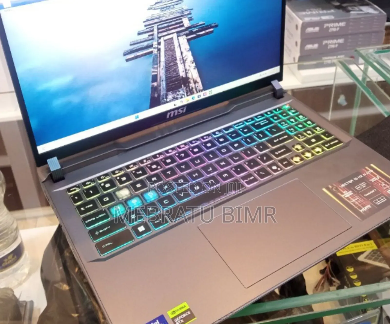 New Laptop MSI Vector 16 HX AI A2XWIG 16GB Intel Core Ultra 7 SSD 1T