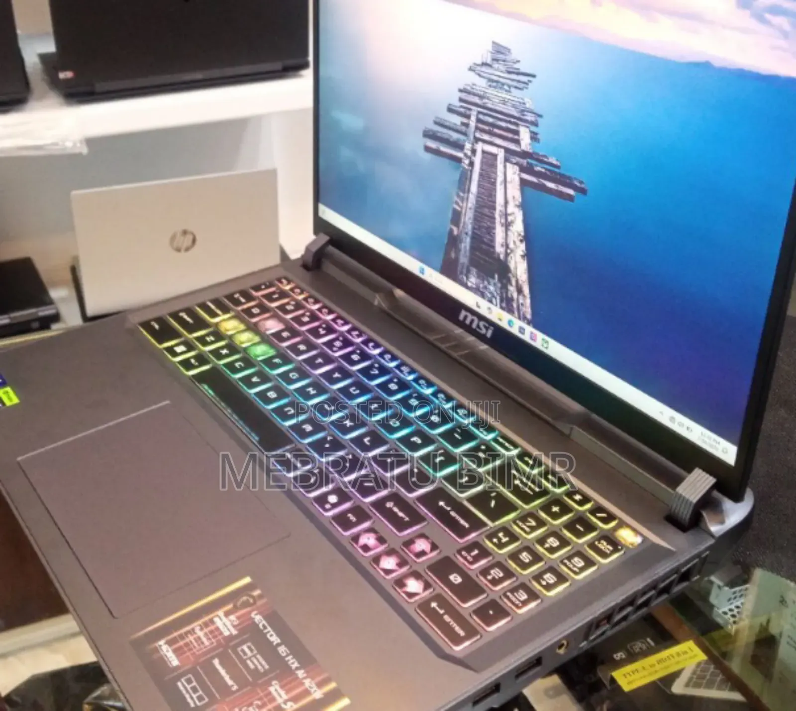 New Laptop MSI Vector 16 HX AI A2XWIG 16GB Intel Core Ultra 7 SSD 1T