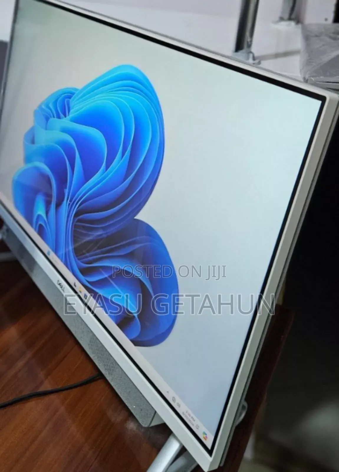 New Laptop Dell Inspiron 15 12GB Intel Core I7 SSD 512GB