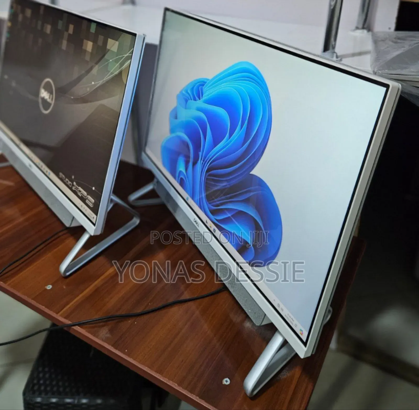 New Dell Inspiron 27 All-in-One 12GB Intel Core I7 SSD 512GB