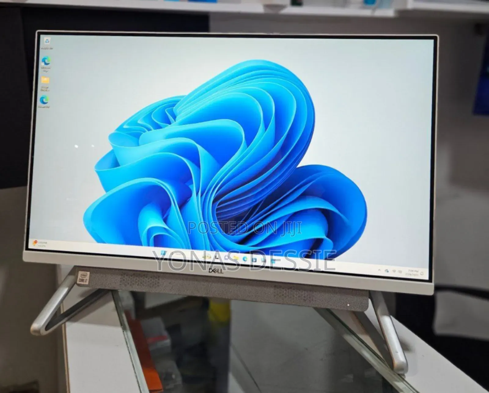 New Dell Inspiron 27 All-in-One 12GB Intel Core I7 SSD 512GB