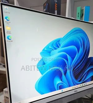 New Dell Inspiron 27 All-in-One 12GB Intel Core I7 SSD 512GB