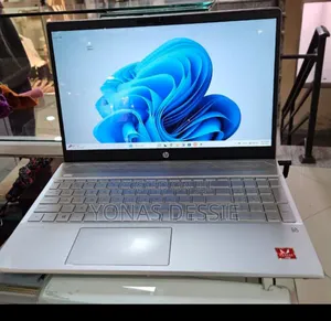 New Laptop HP Stream Notebook 8GB AMD Ryzen 3 SSD 256GB
