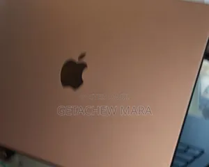 New Laptop Apple MacBook Pro M1 18GB Intel Core I5 SSD 512GB