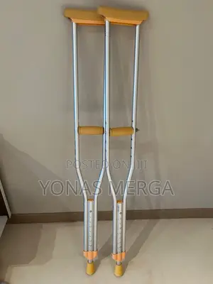 Photo - Underarm(Axillary)Crutches *Keep Weight Off the Injured Leg