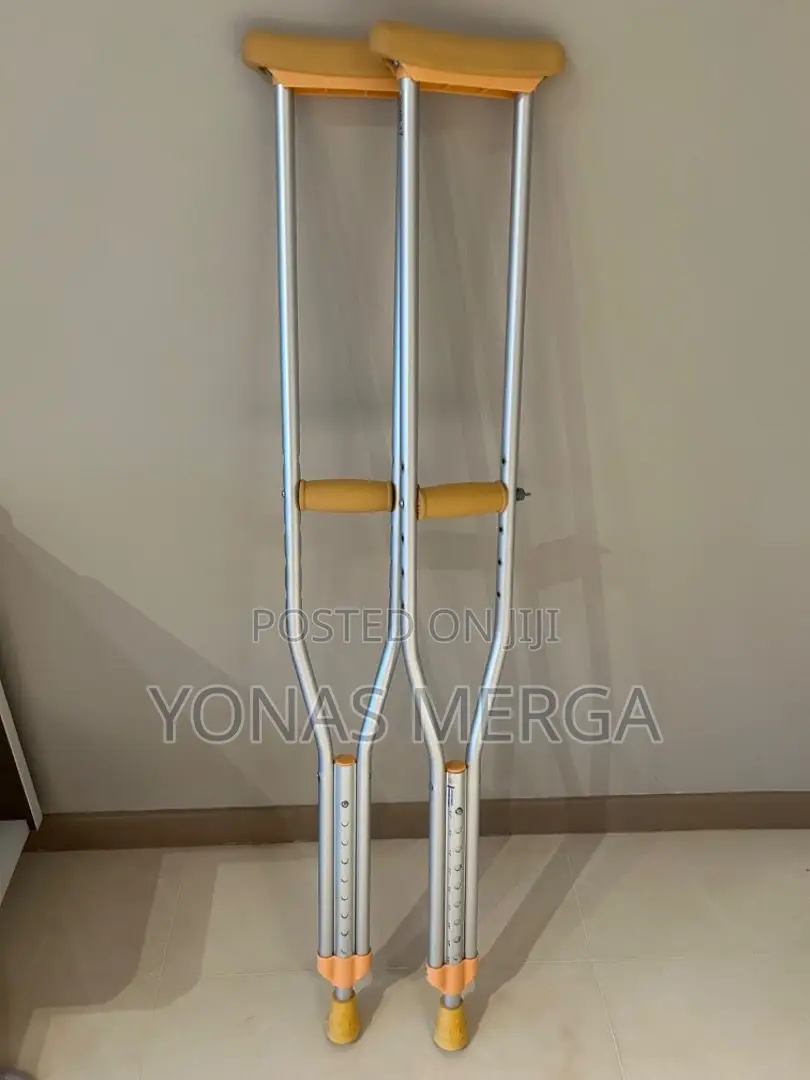 Underarm(Axillary)Crutches *Keep Weight Off the Injured Leg