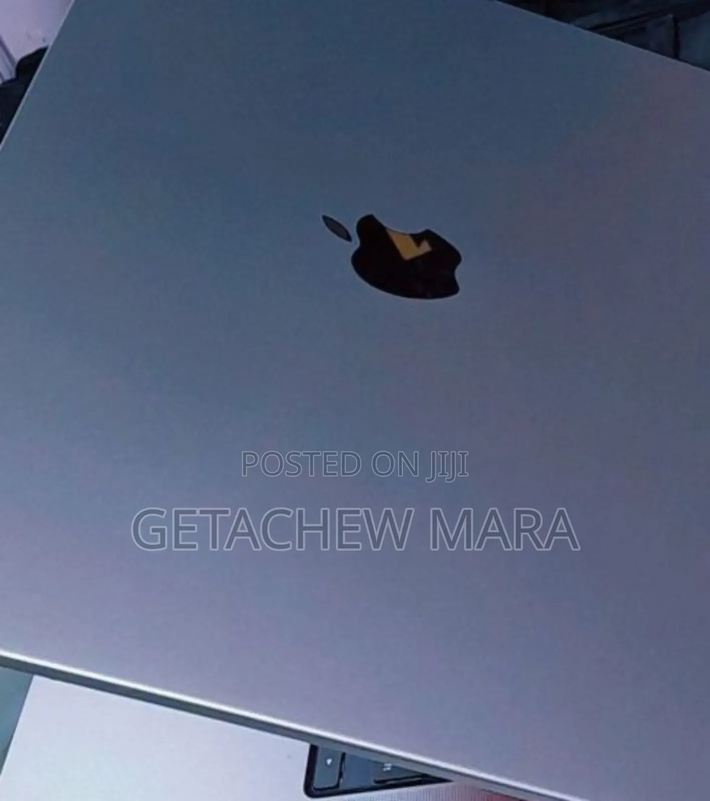 New Laptop Apple MacBook Pro 2019 16GB Apple M1 Pro SSD 512GB
