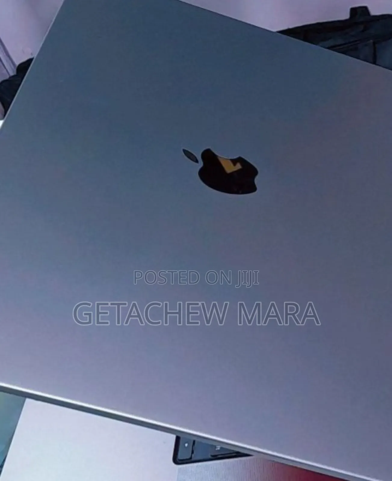 New Laptop Apple MacBook Pro 2019 16GB Apple M1 Pro SSD 512GB