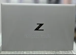 New Laptop HP 32GB Intel Core I7 SSD 512GB