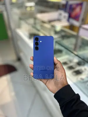 Photo - New Samsung Galaxy S25+ 256 GB Blue