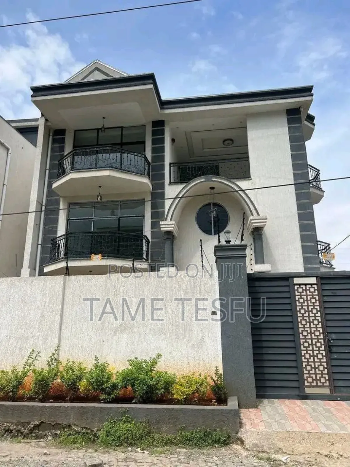 Furnished 6bdrm House in Zone, Bole for sale