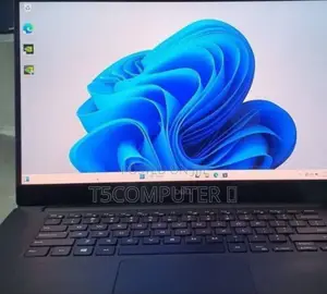 New Laptop Dell XPS 15 16GB Intel Core I7 SSD 512GB