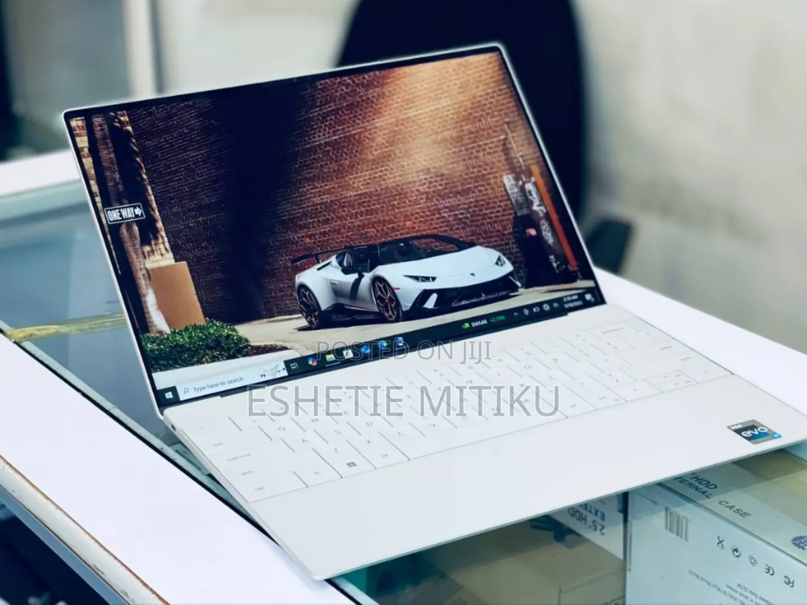 New Laptop Dell XPS 13 9320 16GB AMD Ryzen 7 SSD 512GB