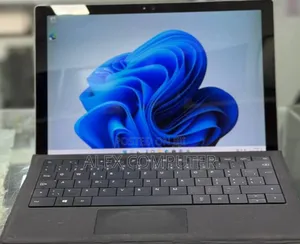 New Laptop Microsoft Surface Pro 16GB Intel Core I7 SSD 256GB