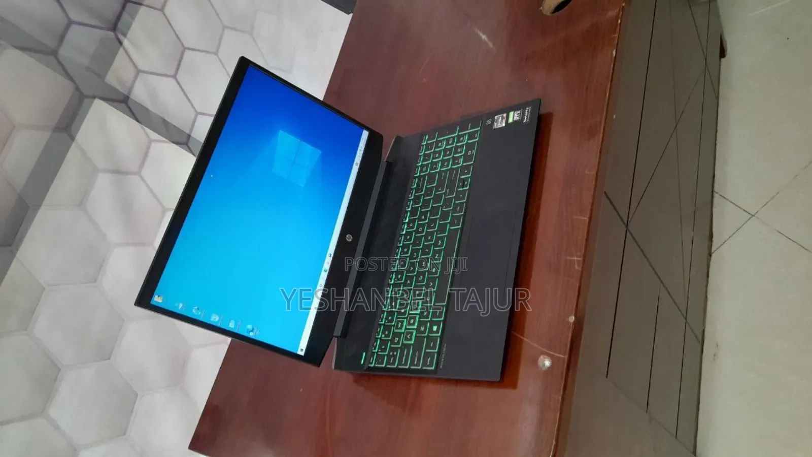 New Laptop HP Pavilion 15 8GB AMD Ryzen 5 SSD 512GB