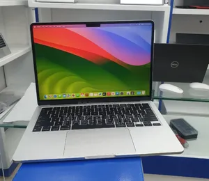 New Apple MacBook Pro 2024 M3 14-Inch 16GB Intel Core M3 SSD 512GB