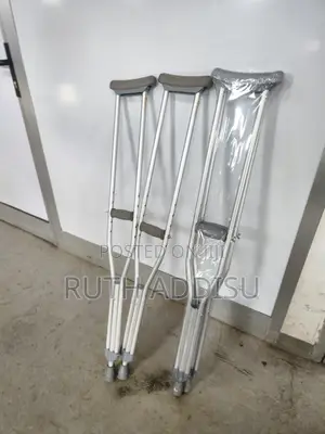 Crutches管轄bilateral Medical Axillary Bilateral Crutches