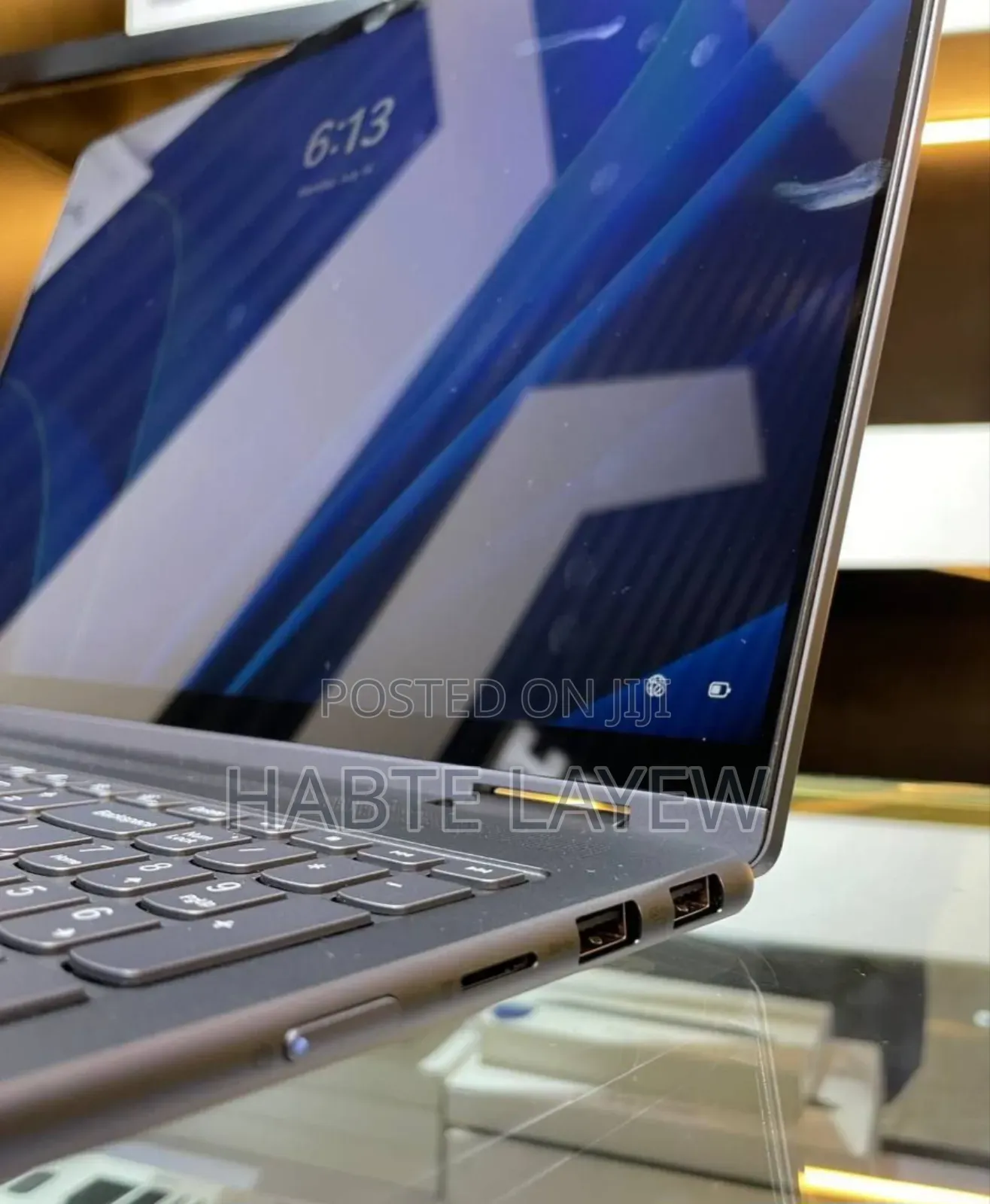 New Laptop Lenovo Yoga 11e 16GB Intel Core Ultra 7 SSD 1T