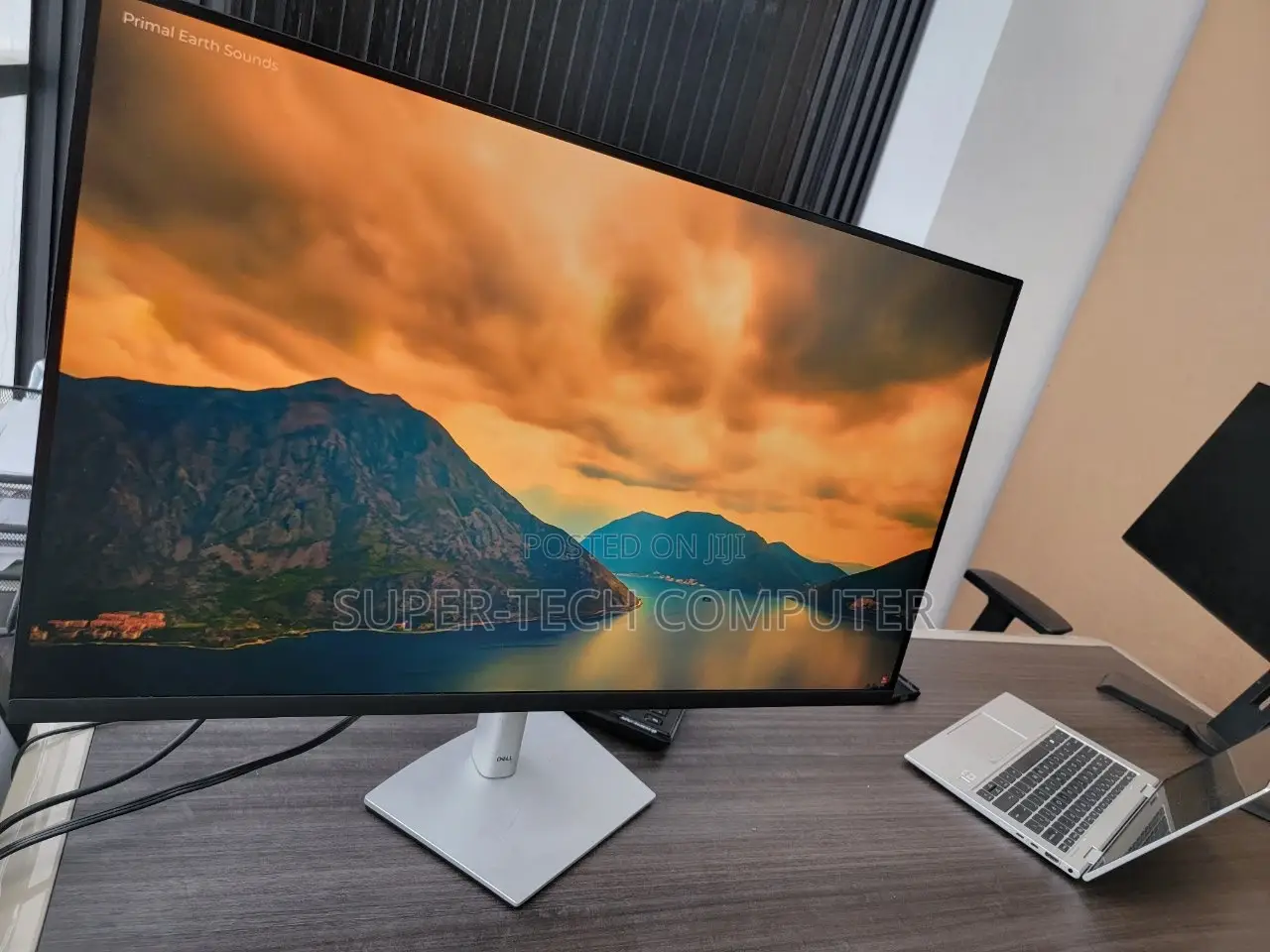 Dell 32 Inch Resolution Frameless Monitor Quantity