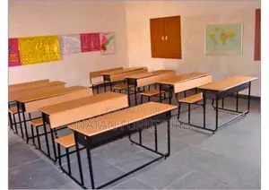 የተማሪ መማርያ ዴስክ ሙሉ በሙሉ በሀገር ውስጥ ዋንዛ እንጨት ባለ 1.30 ብረት የተዋቀረ
