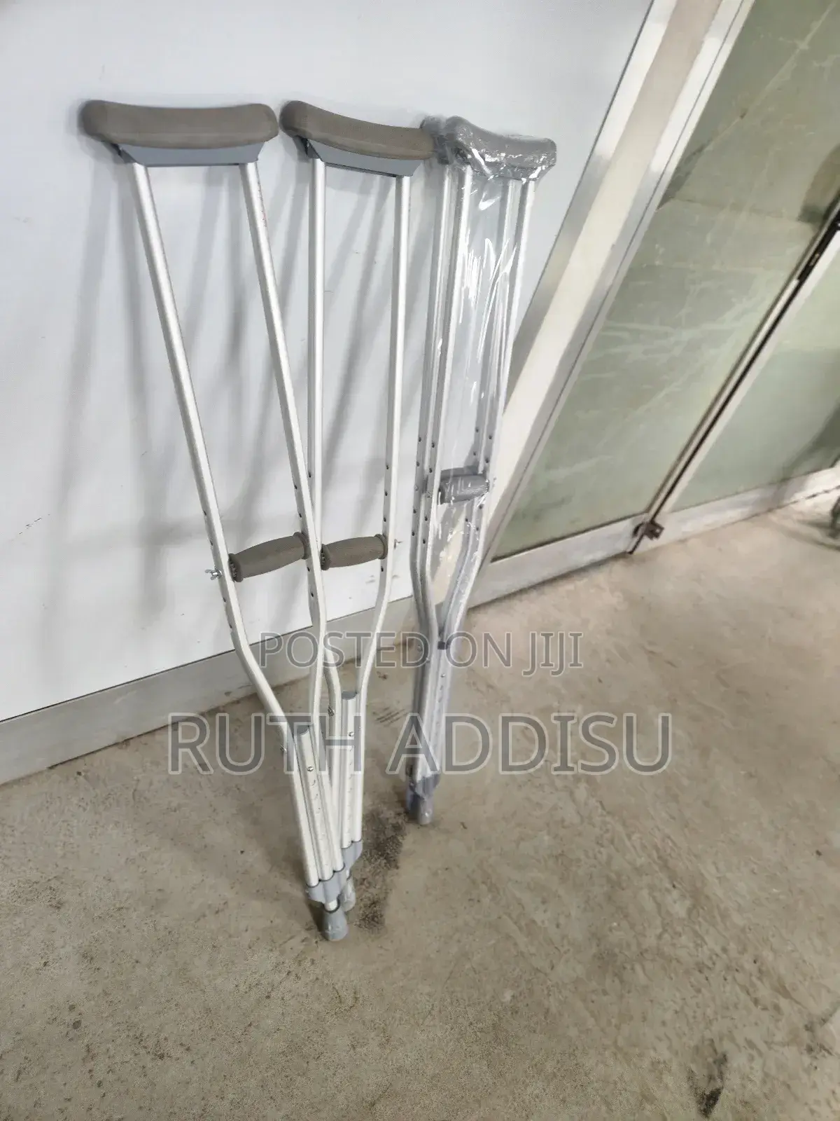 Crutches肺部axillary Bilateral Crutches脆一crutches膽汁crutches