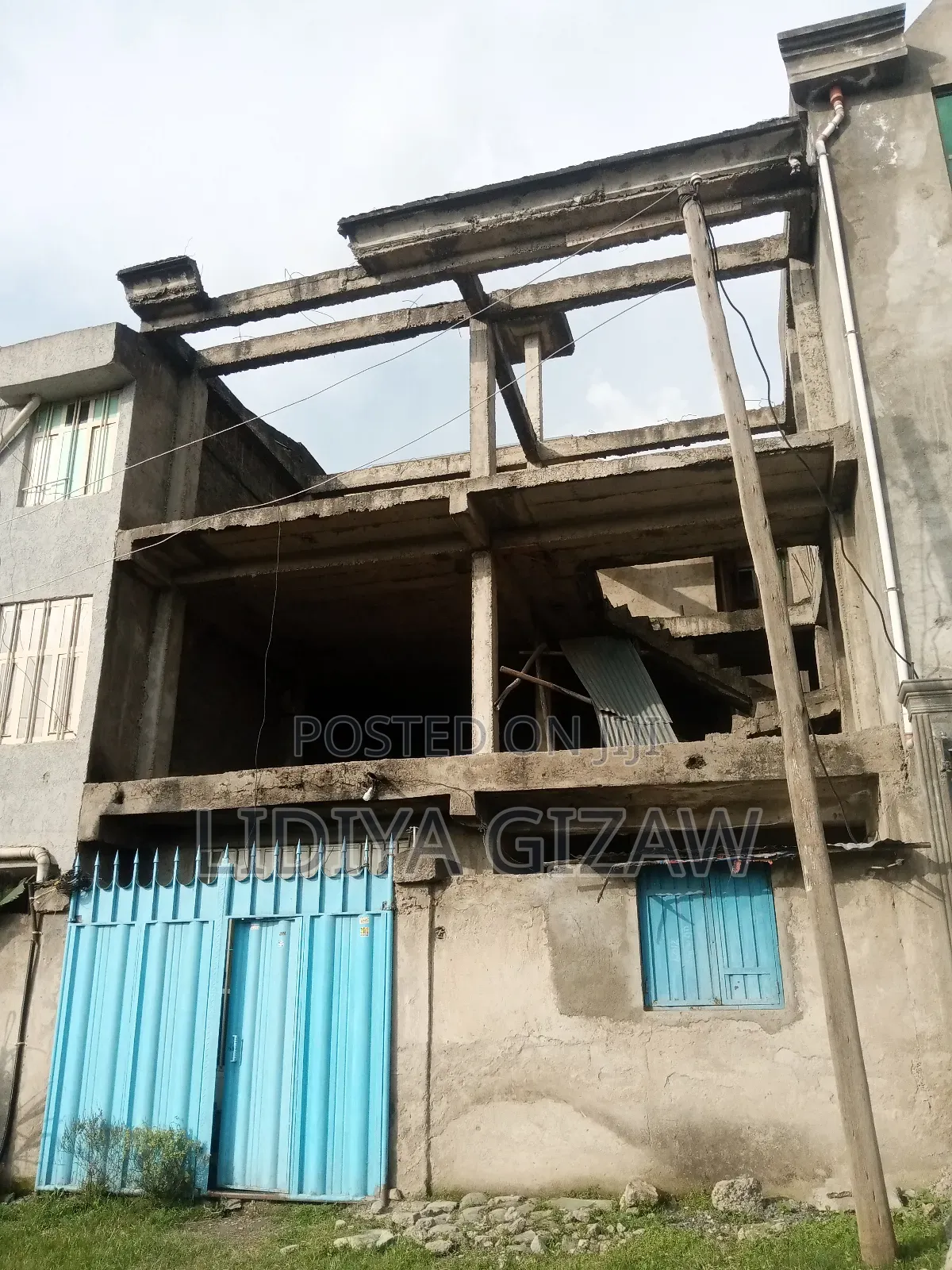 4bdrm House in Akaky Kaliti for sale