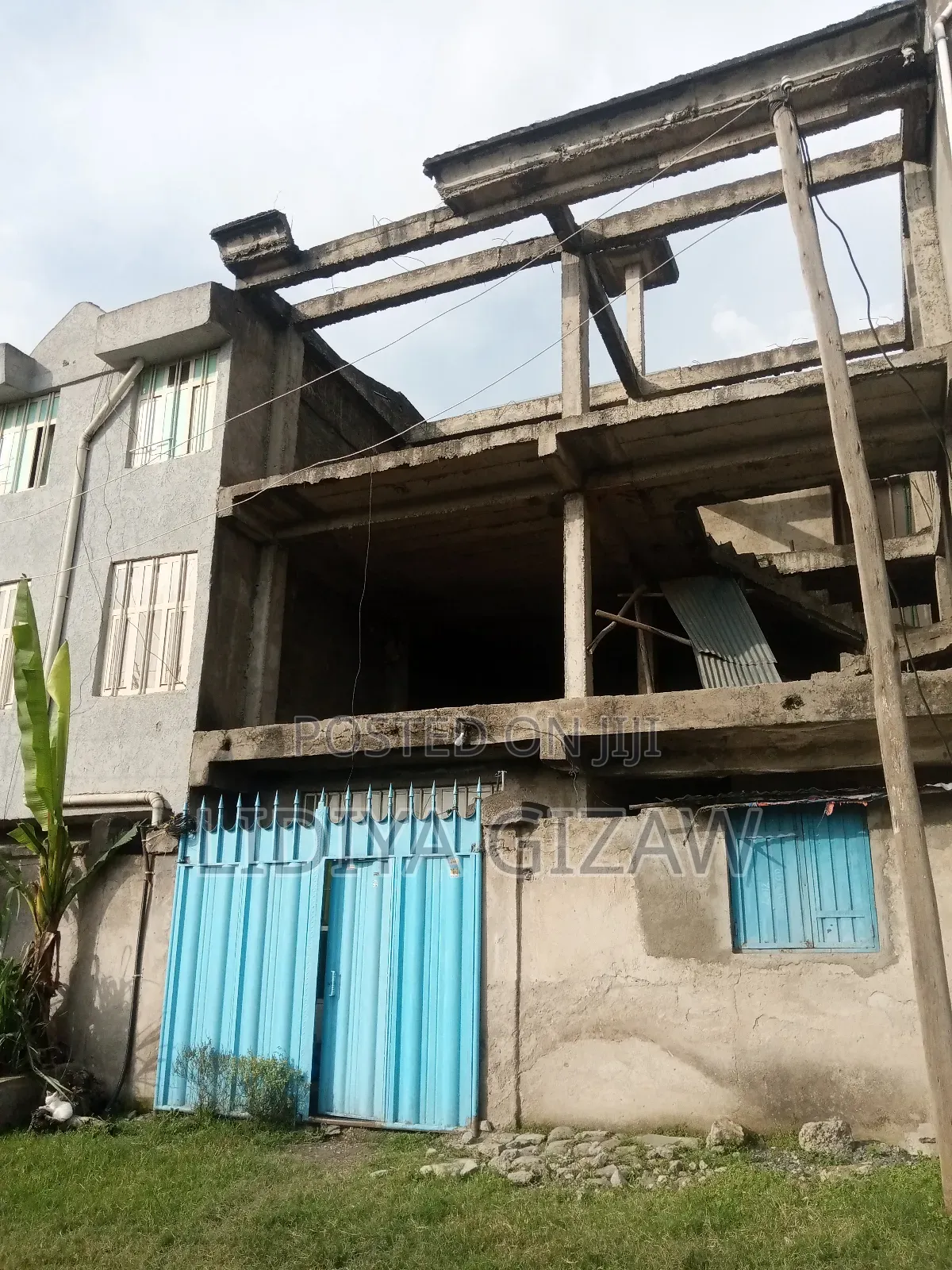 4bdrm House in Akaky Kaliti for sale