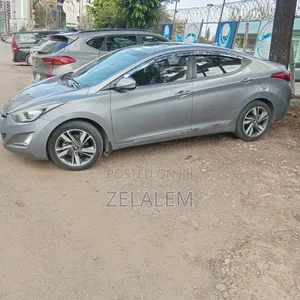 Photo - Hyundai Avante 2014 Silver